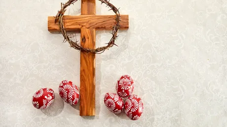 Trei rugăciuni esențiale pentru Postul Paștelui. Ghid spiritual pentru credincioși