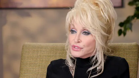 Dolly Parton nu se ferește să spună adevărul: „Secretul frumuseții la 75 de ani? Botoxul!”