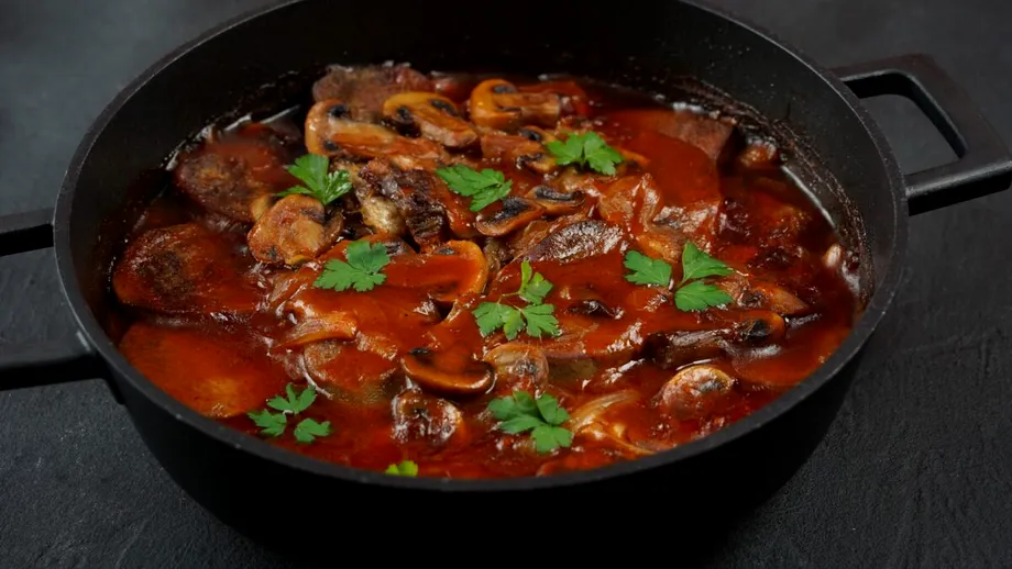 Mâncare de ciuperci cu măsline. Rețetă delicioasă pentru Postul Paștelui