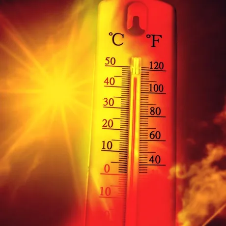 Val de căldură sufocantă peste România. A fost emis cod portocaliu în 12 județe! Temperaturile trec de 40 de grade Celsius