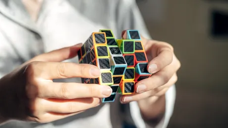 Cum îți poți antrena creierul pentru mai multă concentrare în doar 30 de minute pe zi