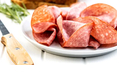 REȚETĂ Bărcuțe cu Salam Săsesc Cris-Tim