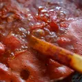 Câtă sare se pune la 10 kilograme de roșii pentru bulion