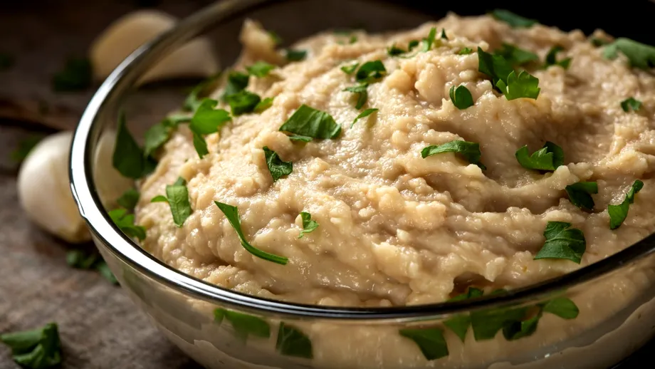 Rețeta de fasole bătută pentru post. Trucuri simple de la Chef Ștefan Popescu