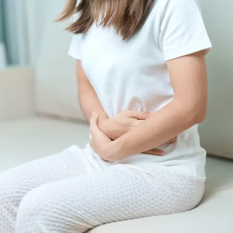Curăță intestinele natural cu aceste băuturi-minune! Trebuie să le consumi dimineața, pe stomacul gol