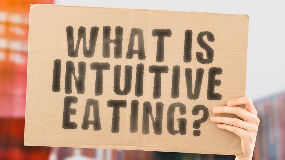 Mâncatul intuitiv: ce este și de ce e benefic pentru sănătate