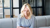 Alimente ieftine care țin în frâu simptomele menopauzei