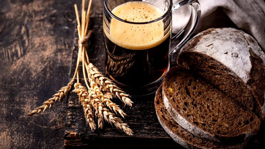 „Coca-Cola comunismului” revine. Băutura fermentată care face furori și este asemănătoare cu kefirul