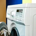 Ai un miros urât în mașina de spălat? Trucul cu apa de gură a devenit viral pe internet: cum ar funcționa
