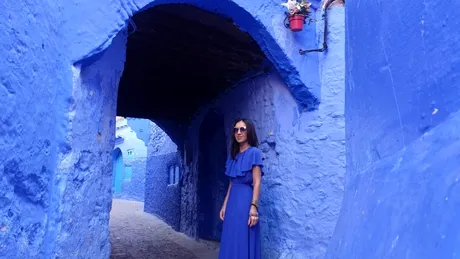 Loredana Negrilă, TVR: ”Ador rochiile bleu ciel din mătase naturală”
