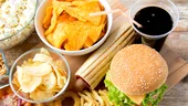 Alimentele lipsite de nutrienţi pot provoca anumite tipuri de cancer (STUDIU)
