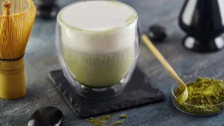 Ce se întâmplă dacă bei prea multă matcha