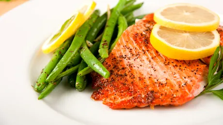 Ce să mănânci seara fără să te îngrași. 9 idei de preparate delicioase, cu puține calorii