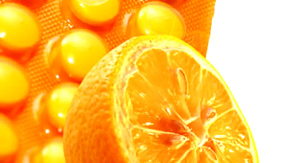 Suplimentele de vitamina C cresc riscul de cataractă