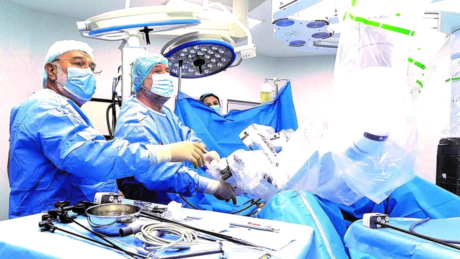 Când este cel mai utilă chirurgia robotică în tratamentul cancerului colorectal?