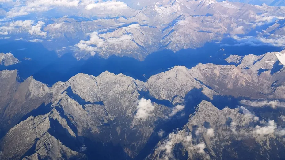 Vrei să devii un călător? Scurt ghid pentru călătorii frumoase, ieftine și în siguranță