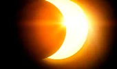 Eclipsa parţială de soare – Cum să-ţi protejezi ochii dacă vrei s-o observi sau s-o fotografiezi