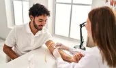 Testul de sânge ignorat care îți poate salva viața. Avertismentul medicilor!