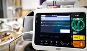 Puls sub 60 de bătăi pe minut? Cardiologii explică când este perfect normal și când poate ascunde o problemă de ritm cardiac