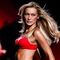 Bella Hadid dezvăluie adevărul dureros din viața unui supermodel. Boala cronică care a schimbat-o total