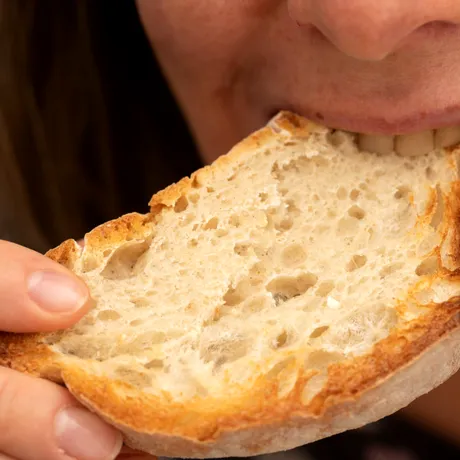 Alimentul pe care milioane de români îl consumă zilnic poate avea un indice glicemic mai mic. Secretul explicat de specialiști