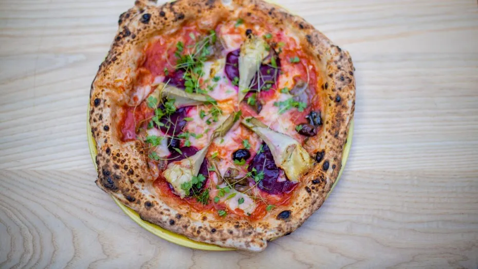 Cele mai bune rețete de pizza vegetariană. Fiecare e o combinație perfectă de tradiție și gust desăvârșit