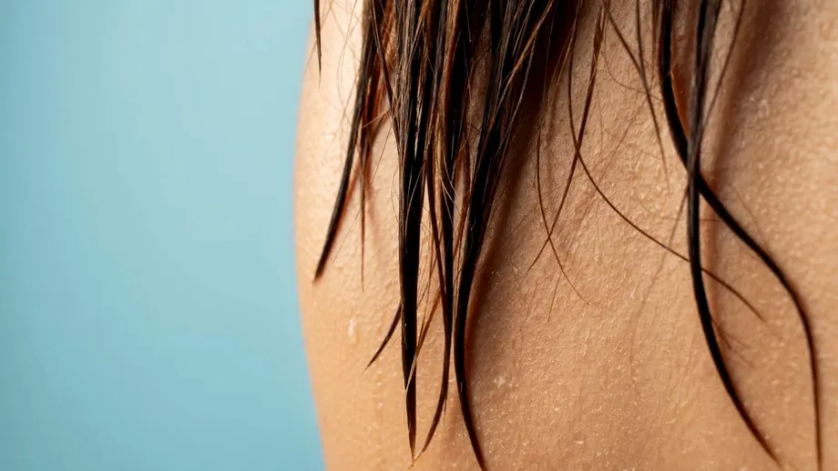 (P) Porozitatea părului explică de ce șampoanele nu au același efect pentru toată lumea