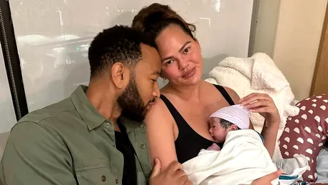 Cuplul Chrissy Teigen și John Legend, părinți pentru a patra oară! De data asta au un băiețel