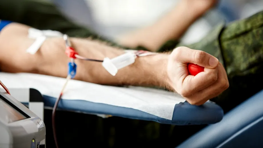 Românii care donează sânge de trei ori pe an vor plăti impozite mai mici