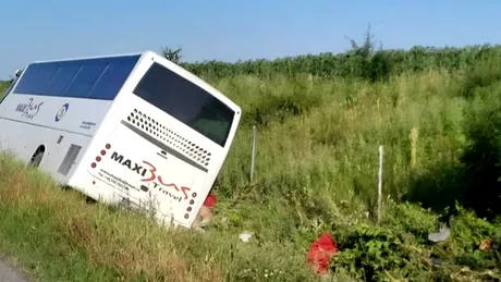 Noi informații despre copiii răniți în autocarul răsturnat pe A2. Un băiat de 9 ani e în stare gravă