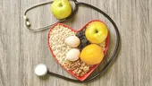 Planul de 7 zile care îți poate scădea colesterolul fără pastile. Meniul recomandat de specialiști pentru o inimă mai sănătoasă