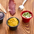 Câte calorii are ketchup-ul, maioneza sau Sriracha? Incredibil cât de puține are muștarul