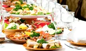 De la bal, la spital. Mai multe persoane s-au ales cu toxiinfecție alimentară de la mâncarea servită la o nuntă și o cununie în Alba