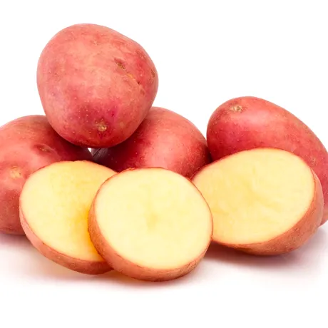 Sucul de cartof roșu, remediu natural pentru persoanele cu ulcer? Cum poate ajuta și ce trebuie să știi