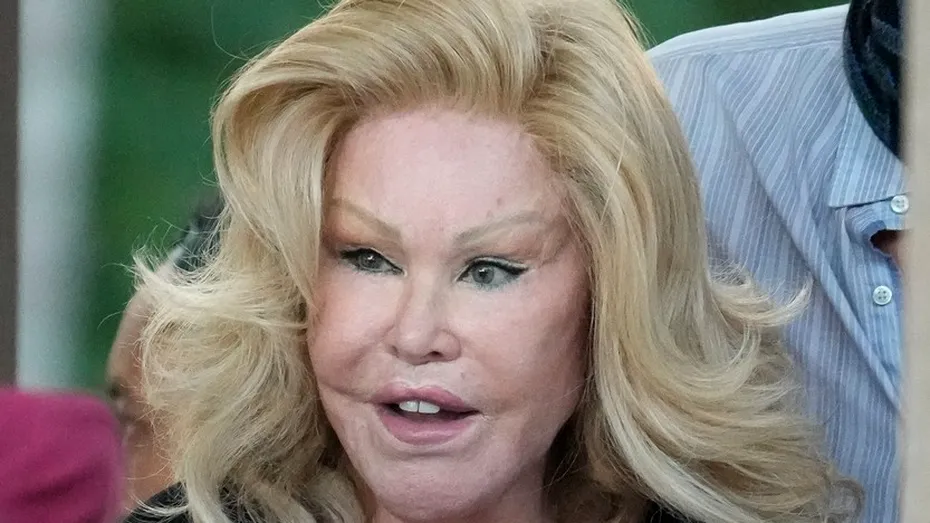 Dr. Iancu Morad: ”Personajele excentrice din presă afectează percepția generală asupra operațiilor estetice”