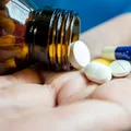 Alertă pentru pacienții care iau medicamente pentru inimă și rinichi! Aproape un milion de flacoane, retrase de urgență de pe piață