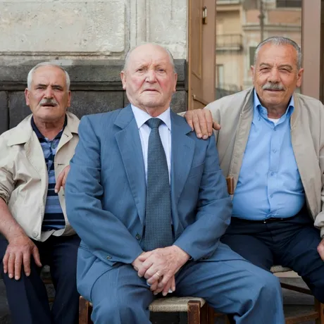 Cât pierd pensionarii din România la pensie, în 2026?  Bonusurile ar putea dispărea