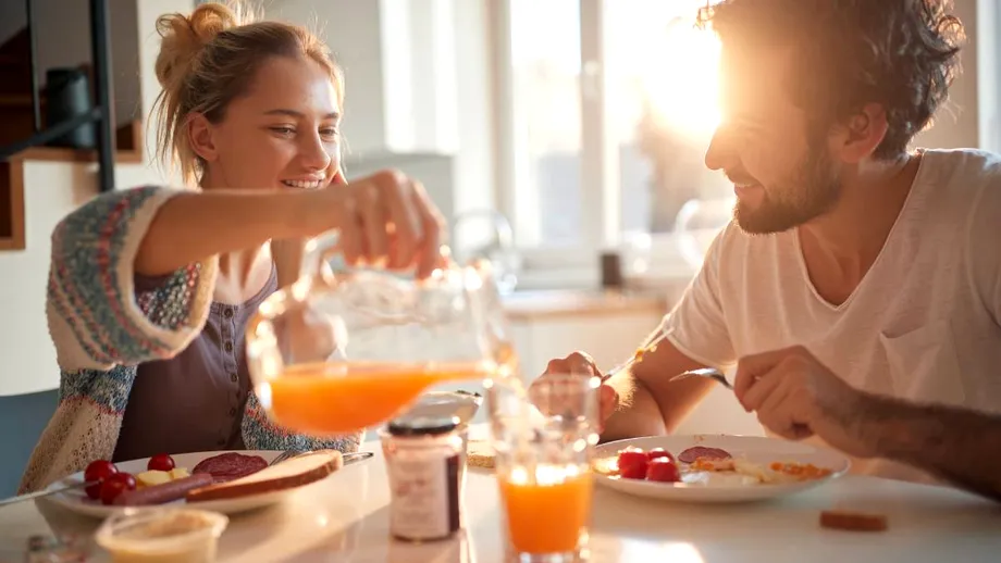 De ce nu ar trebui să sari peste micul dejun: un nou studiu leagă obiceiul de un risc crescut de boli cardiovasculare