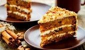 Rețeta de carrot cake fără gluten și fără zahăr. Prăjitura perfectă pentru toamnă