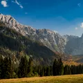 Cum poți petrece 30 de zile fără să plătești chirie într-un colț spectaculos din Alpii italieni?