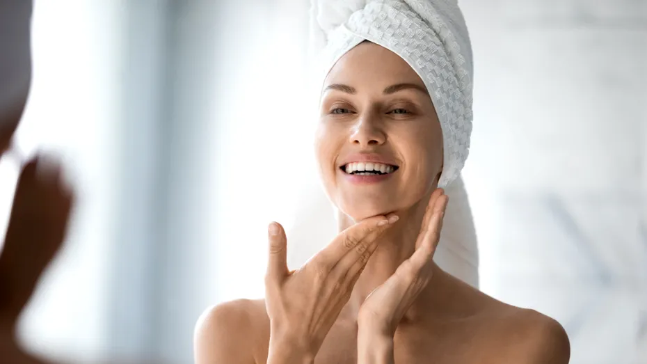 Rutina de îngrijire a tenului, benefică pentru sănătatea noastră mintală. Explicațiile specialistului