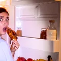 Cum să reduci consumul de alimente noaptea
