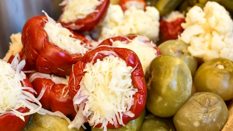 Gogoșari murați în sos de muștar. Rețeta toamnei care cucerește orice gospodină