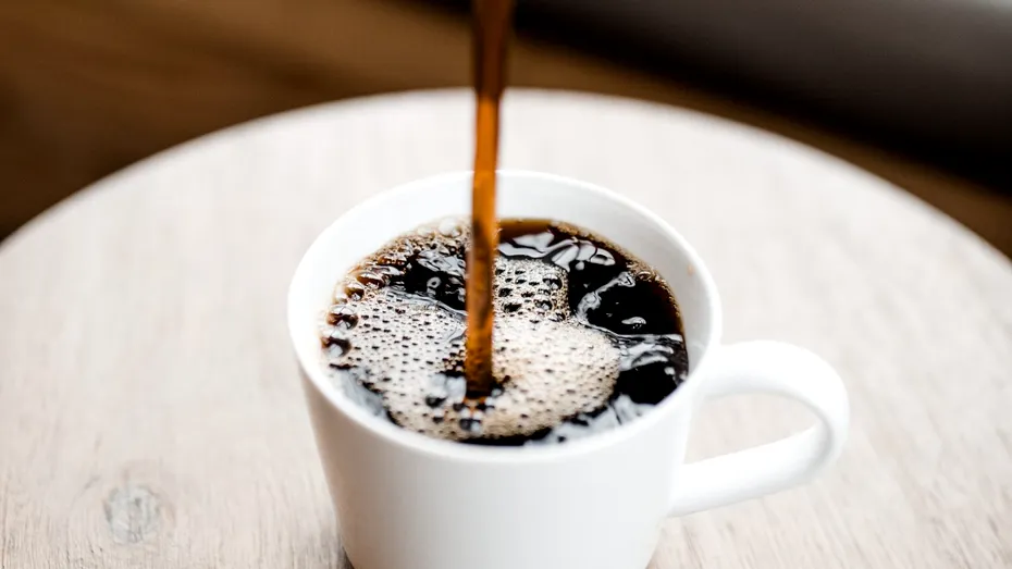 Cafeaua: înainte sau după periaj dentar?