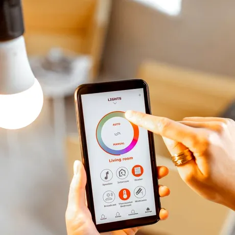 Lumina artificială, un factor ascuns care crește riscul de infarct și AVC