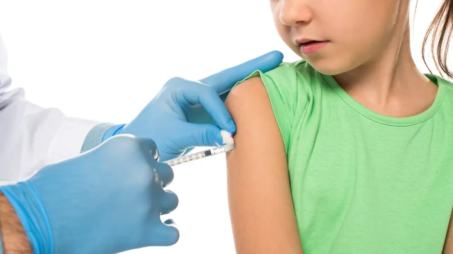Cele mai frecvente mituri și informații false despre vaccinarea HPV