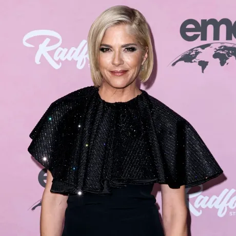 Veste bună pentru Selma Blair! După trei ani de luptă cu scleroza multiplă, boala a intrat în remisie: „Voi trăi mai mult decât credeam”