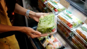 Toți îl cumpără crezând că este sănătos, dar puțini știu ce riscuri poate ascunde acest aliment din supermarket