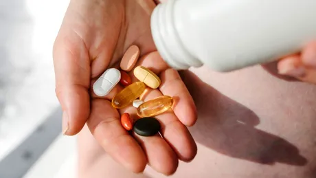 Rutina ideală de suplimente: Cum să îți optimizezi sănătatea pe parcursul zilei