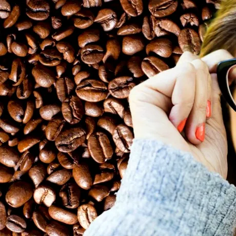 Studiu nou 2025: Riscul să orbești crește cu 700% dacă bei acest tip de cafea
